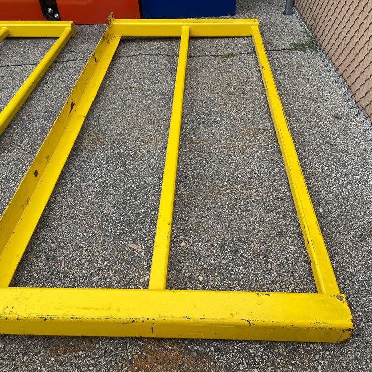 #8046 • Heavy Duty Safety Guardrail (O9)