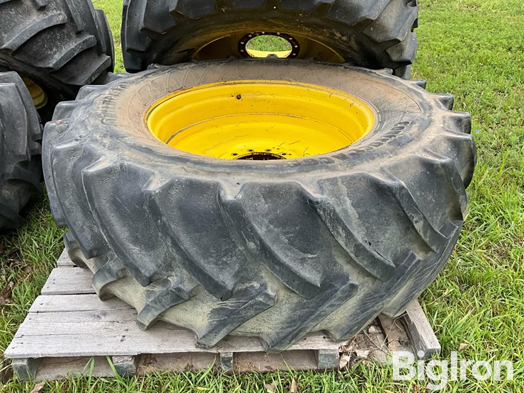 continental-650/65r38-tires-on-jd/titan-rims-image-19