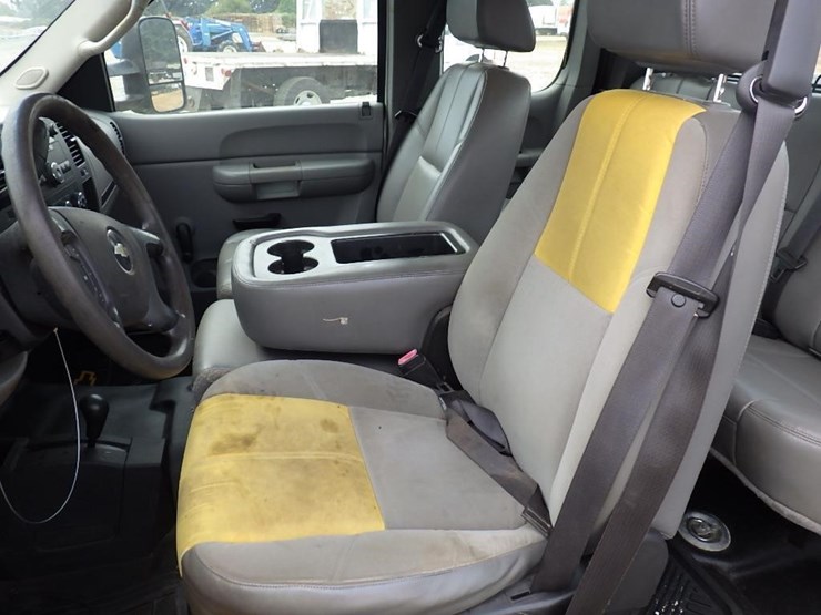 2008-chevrolet-silverado-image-17
