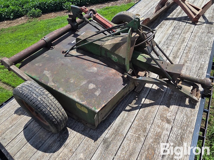 john-deere-pull-type-shredder-image-3