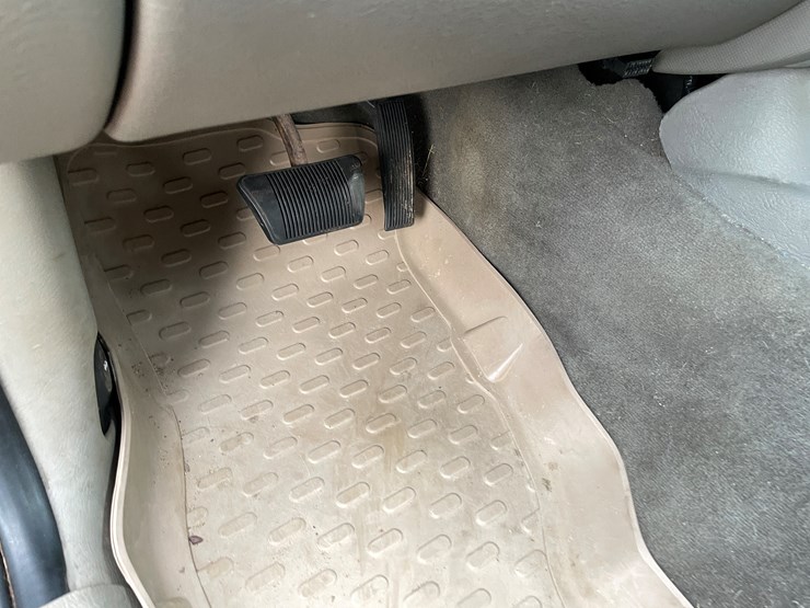 2006-jeep-liberty-image-35