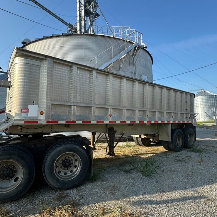 1995 Ravens End Dump Trailer (LT1382)