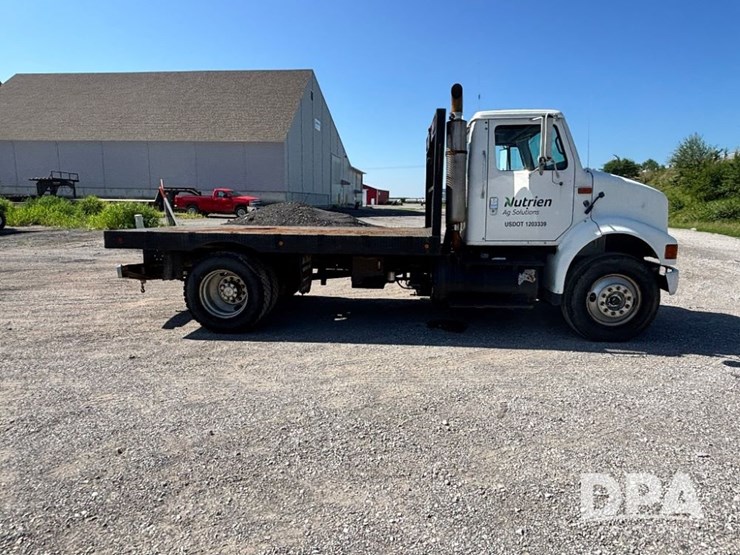 1999-ihc-8100-flatbed-truck-(gp11125,-unit-17355)-image-7