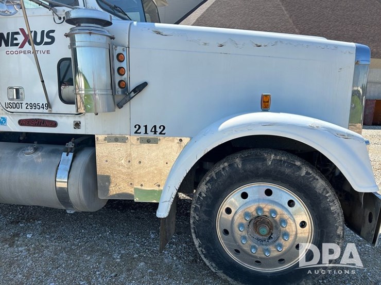 1995-freightliner-dry-tender-truck-(cp0609,-unit-2142)-image-10