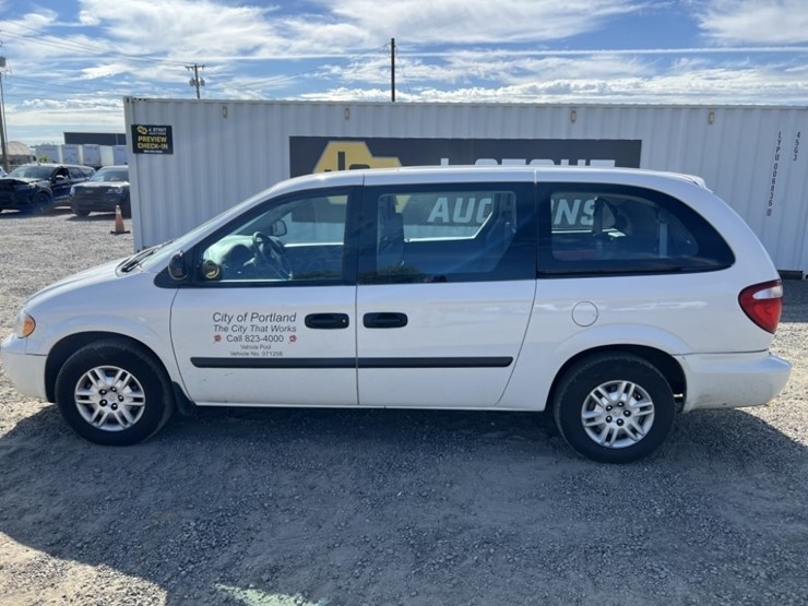 2007-dodge-grand-caravan-image-7