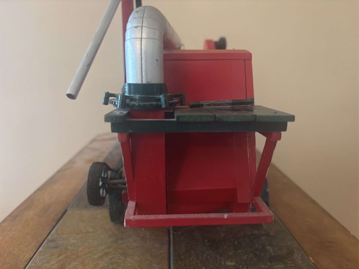 1/16-red-river-special-threshing-machine-teeswater-image-9