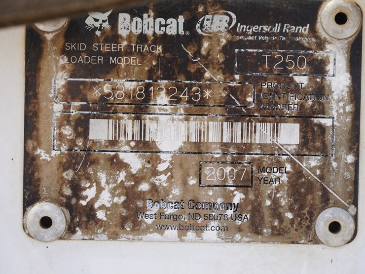 bobcat-t250-image-67