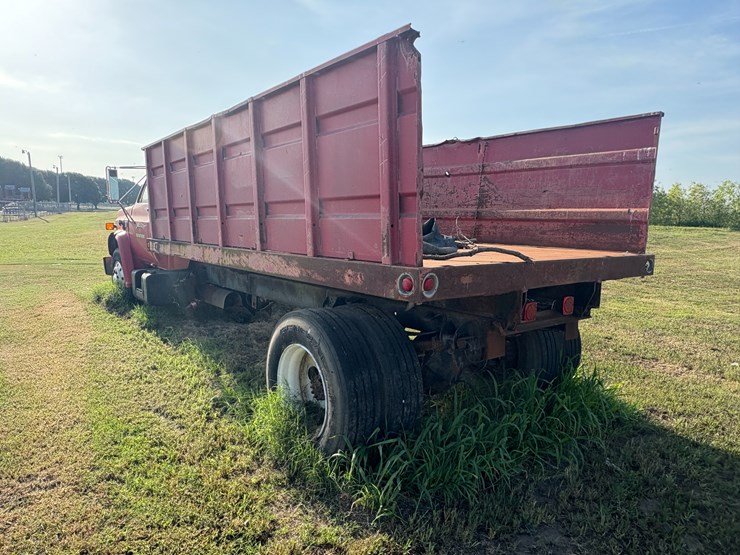 #89-•-#25029-•-inop-1987-gmc-c7-t/a-flat-bed-truck-vin:-1gdj7d1b9hv514155-image-4