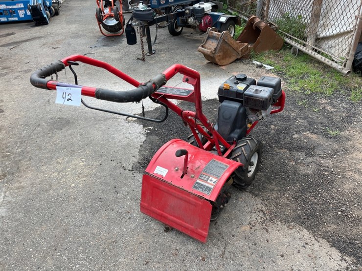 troy-bilt-super-bronco-image-4
