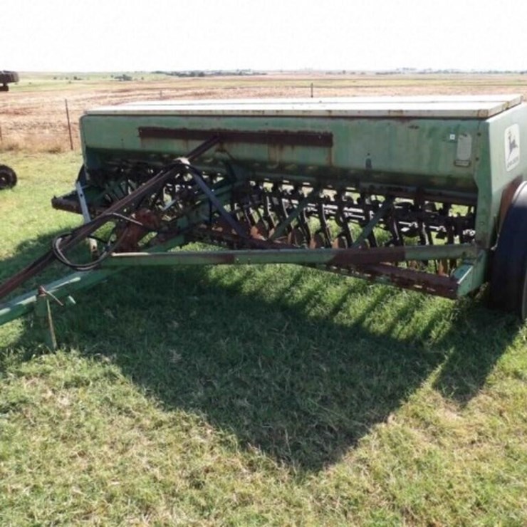 JOHN DEERE 8300