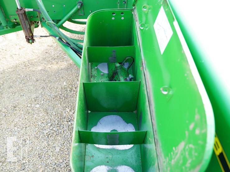 1990-john-deere-328-image-16