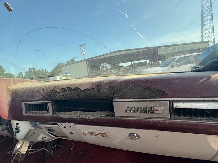#88-•-#25032-•-1983-gmc-c/k-4x4-t/a-crew-cab-4x4-work-bed-truck-vin:-1gdjk33w0ds511665-image-32