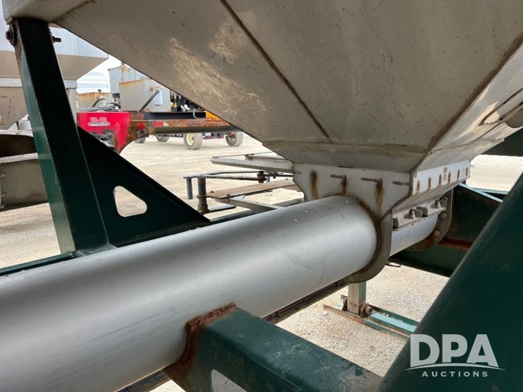 2015-b-b-dry-tender-trailer-(jn2633)-image-31
