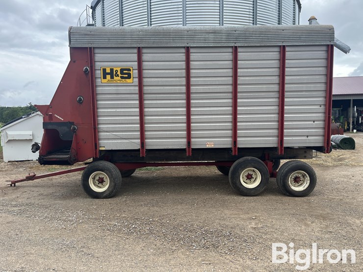 h&s-super-7+4-16'-forage-wagon-image-8