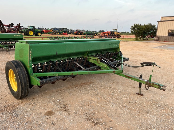 john-deere-450-image-4