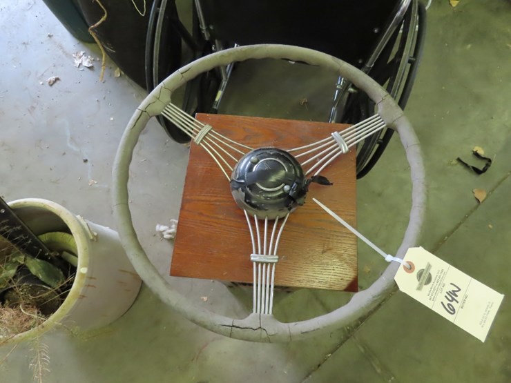 ford-banjo-steering-wheel-image-1