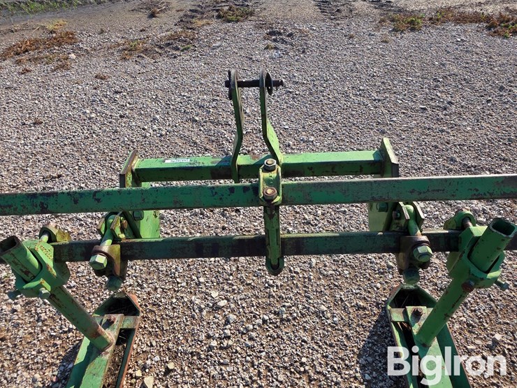 john-deere-48-image-12