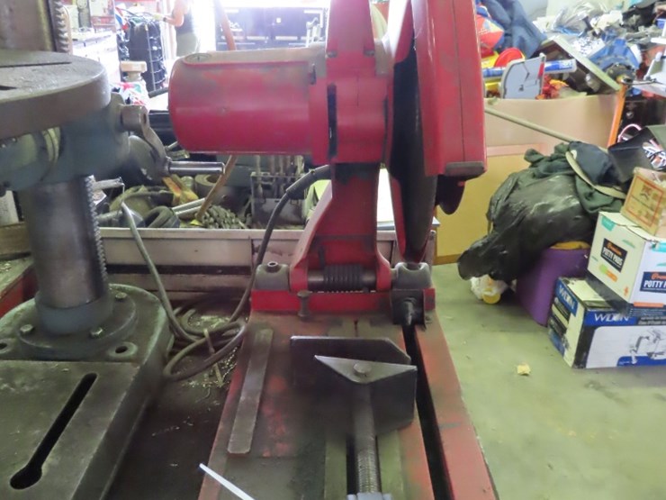 milwaukee-cut-off-saw-image-2