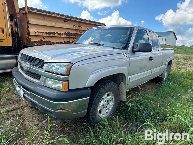 2004-chevrolet-silverado-1500-image-1
