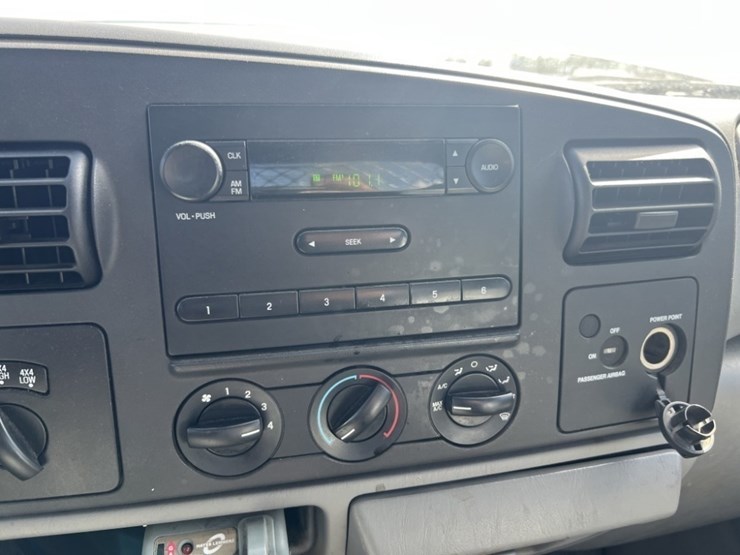 2006-ford-f250-image-30