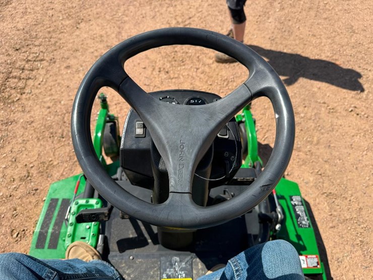 2022-john-deere-1600-image-41