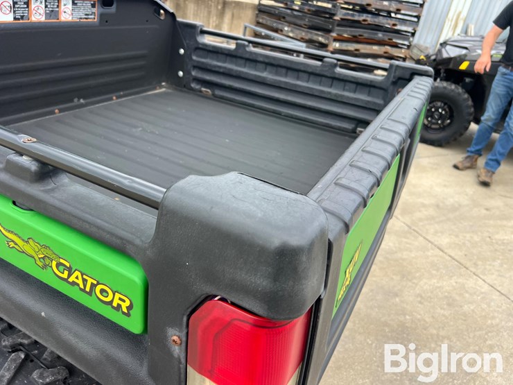 2012-john-deere-gator-image-9