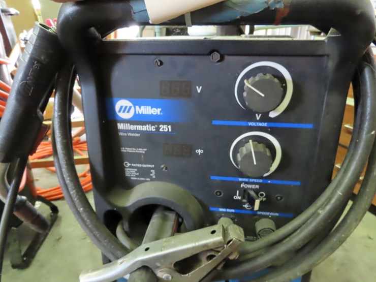miller-wire-feed-welder-image-5