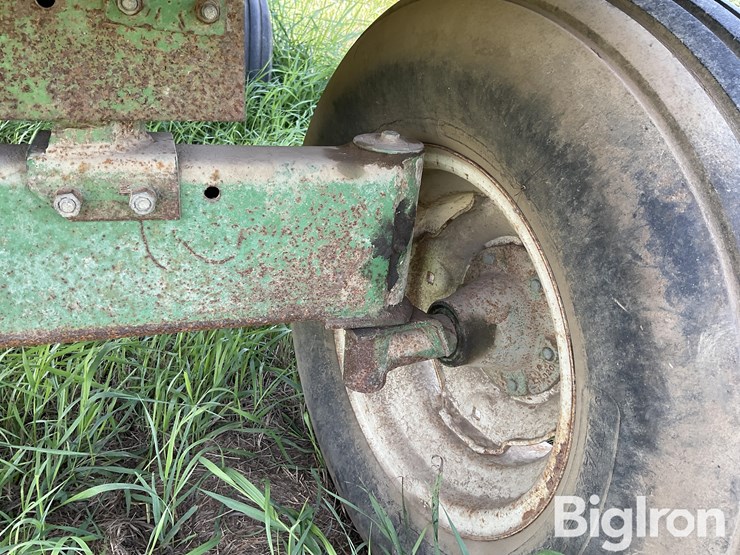 john-deere-1064-image-16