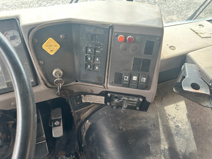 #18-•-#23871-•-2002-international-genesis-school-bus-vin:-1hvbgaan62a917777-image-71