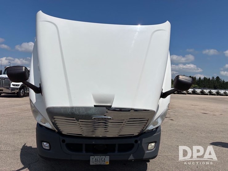2013-freightliner-truck-(dr11874-unit-771)-image-31