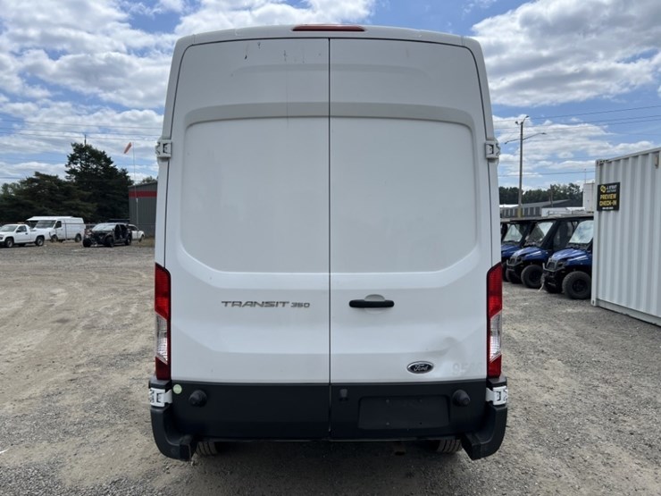 2015-ford-transit-image-5