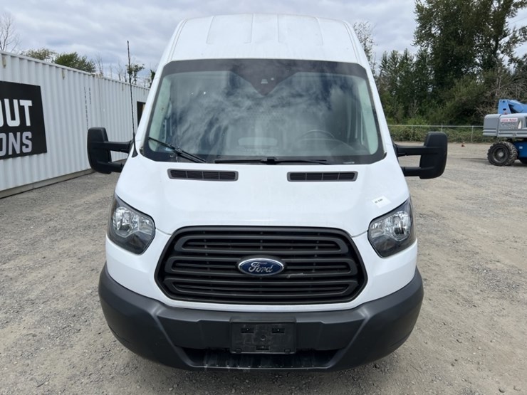 2015-ford-transit-image-8