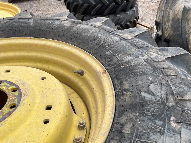deere-tires-image-3