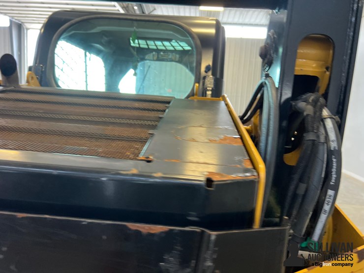 2014-caterpillar-259d-image-19