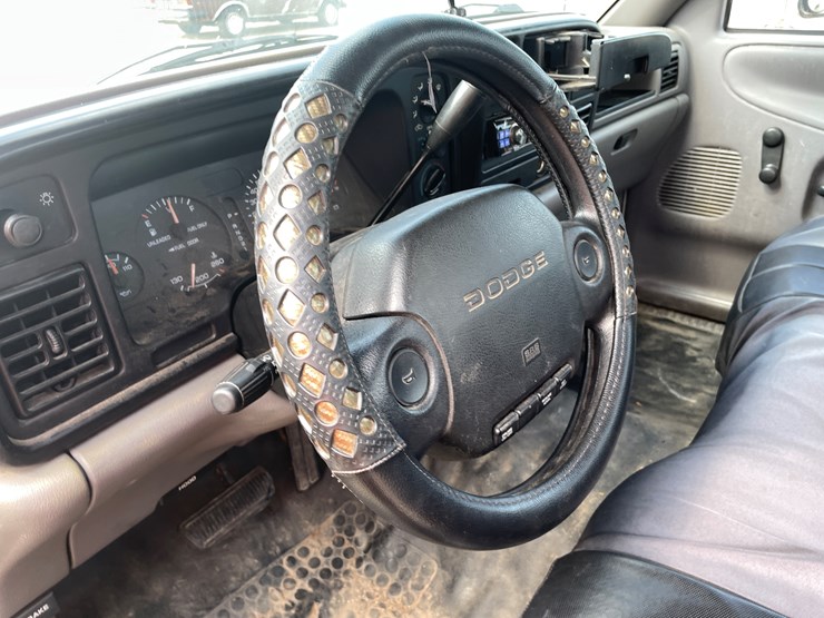 1996-dodge-ram-3500-image-22