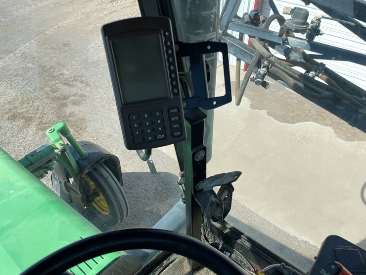 john-deere-6700-image-40