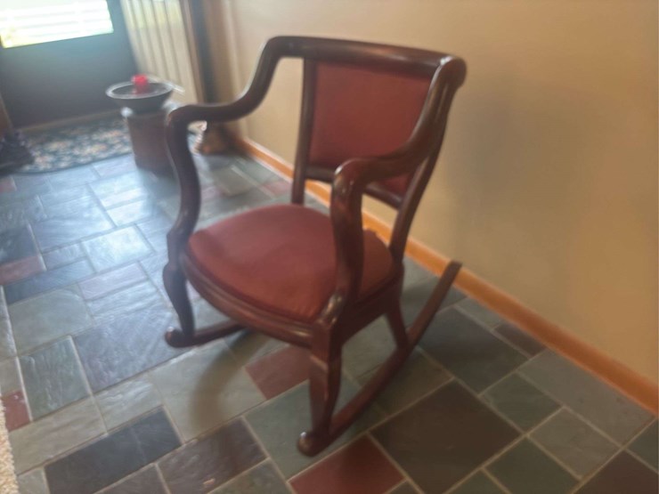 2-chairs-and-loveseat-image-7