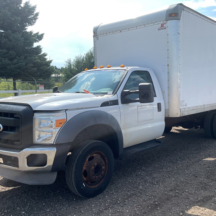 2011 FORD F550