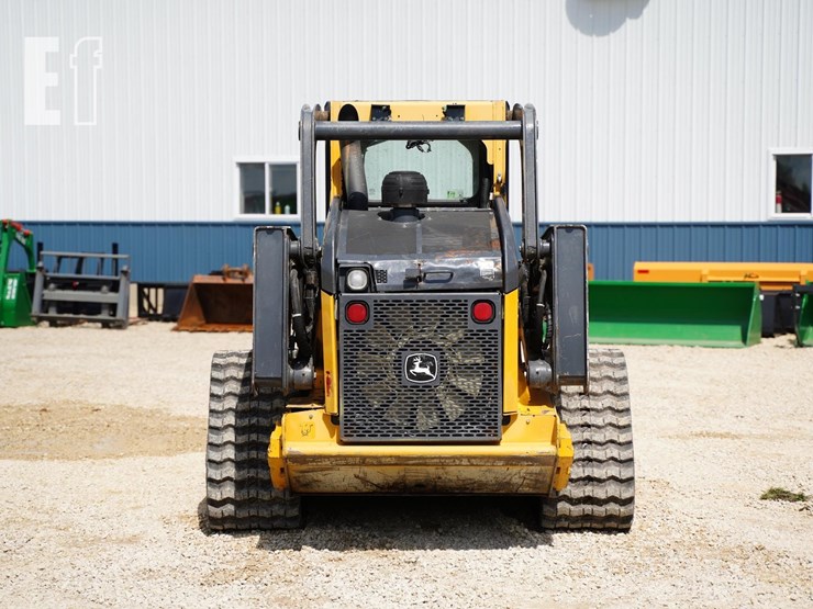 2015-deere-333e-image-6