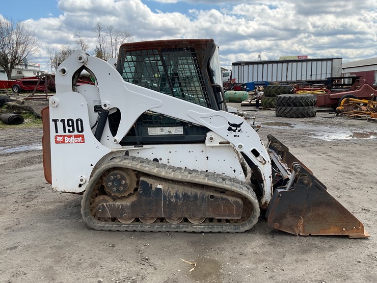 2008-bobcat-t190-image-1