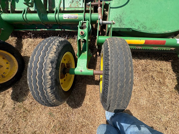 #71-•-#26108-•-john-deere-rotary-cutter-image-13