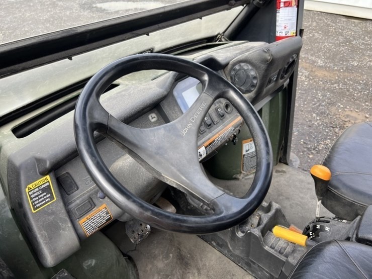 john-deere-gator-image-29