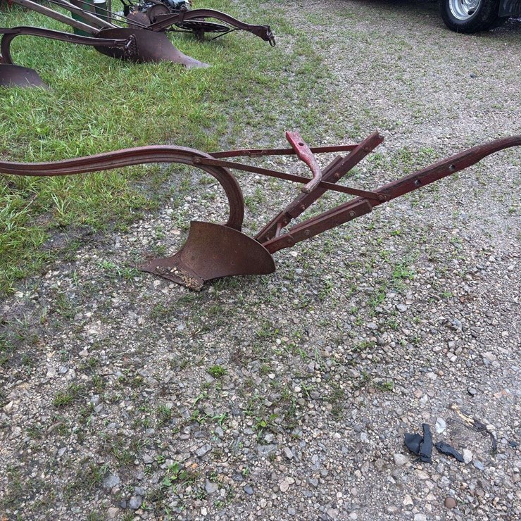 Oliver 9” Horse Drawn Plow