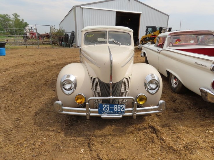 1940-ford-convertible-image-2