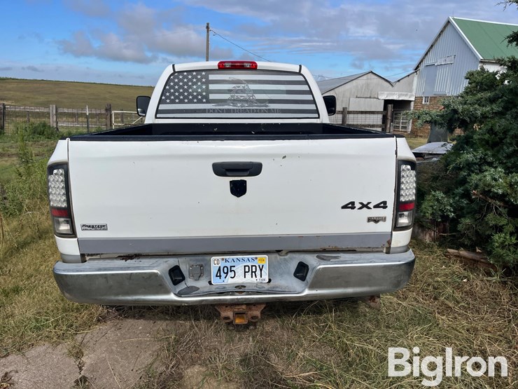 2005-dodge-2500-image-6
