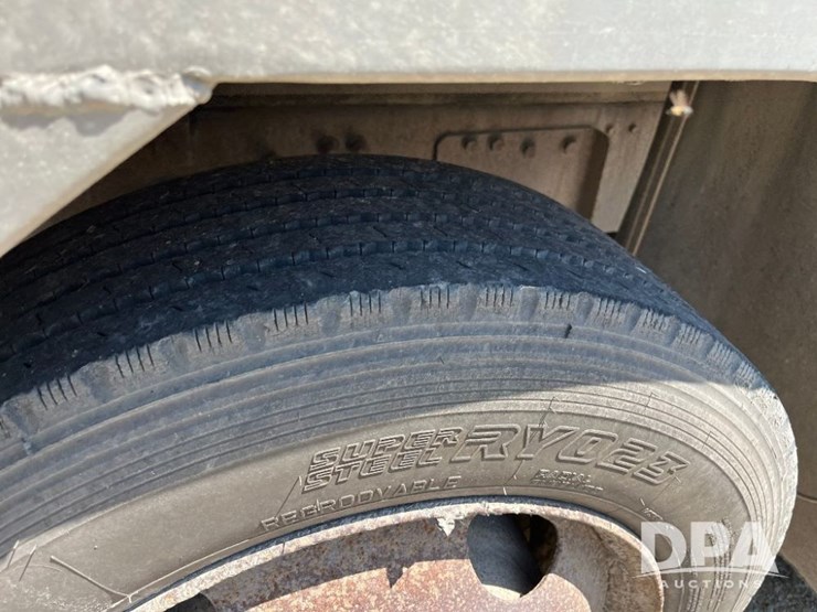 2009-sterling-feed-truck-(jn2573,-unit-2018)-image-50