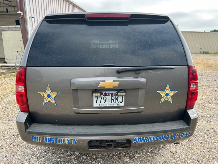 2015-chevrolet-tahoe-image-5