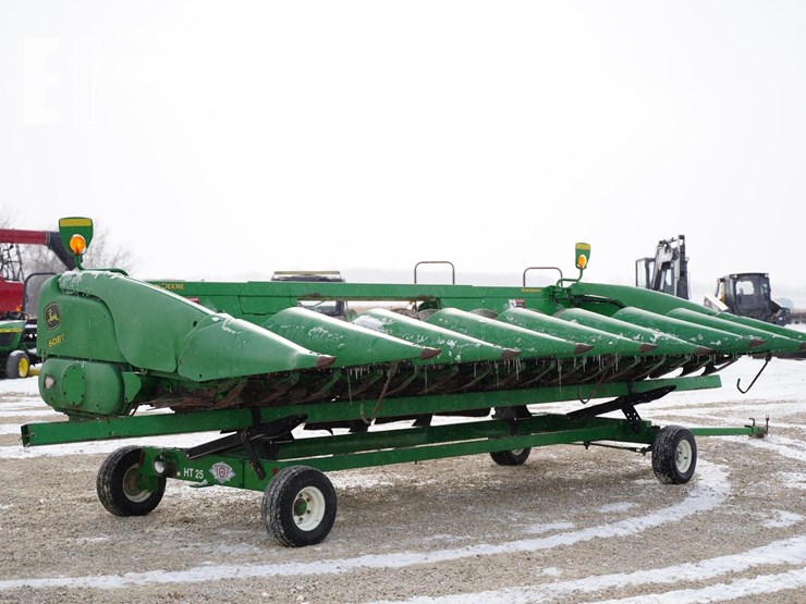 2010-john-deere-608c-image-5