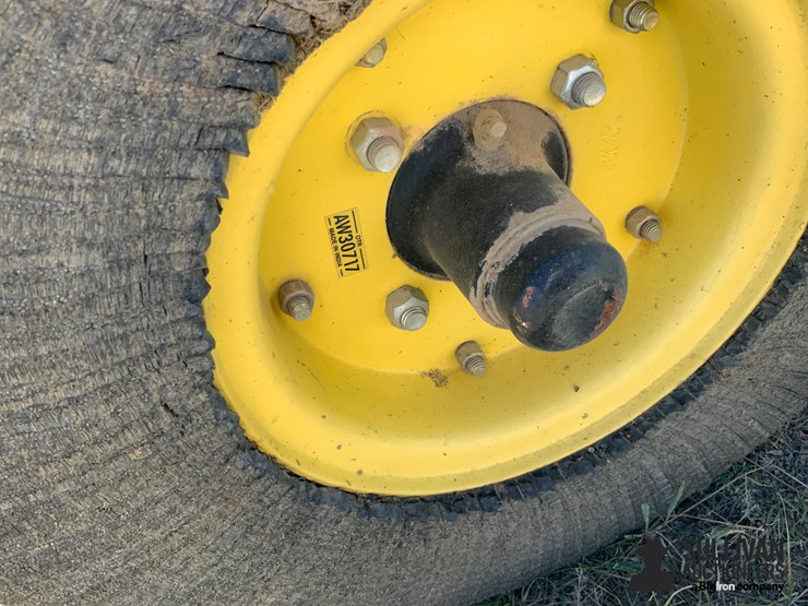 2019-john-deere-mx10-image-19
