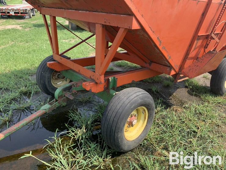 gravity-flow-wagon-image-10